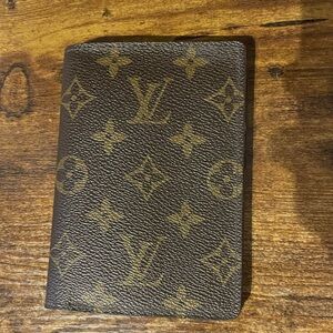 louis vuitton compact wallet